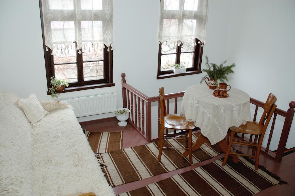 The House In Shipkaヴィラ 部屋 写真